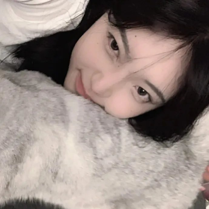 超级英雄女孩:星际游戏